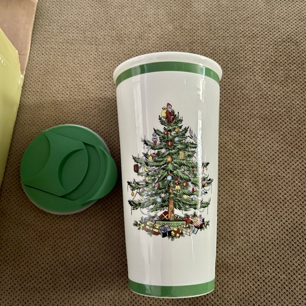 Spode Christmas Tree Travel Mug with Lid - Picture 6 of 12